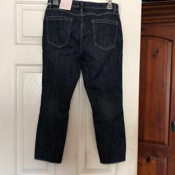 Lauren Conrad Skinny Capri Mid Rise - Picture 4 of 6